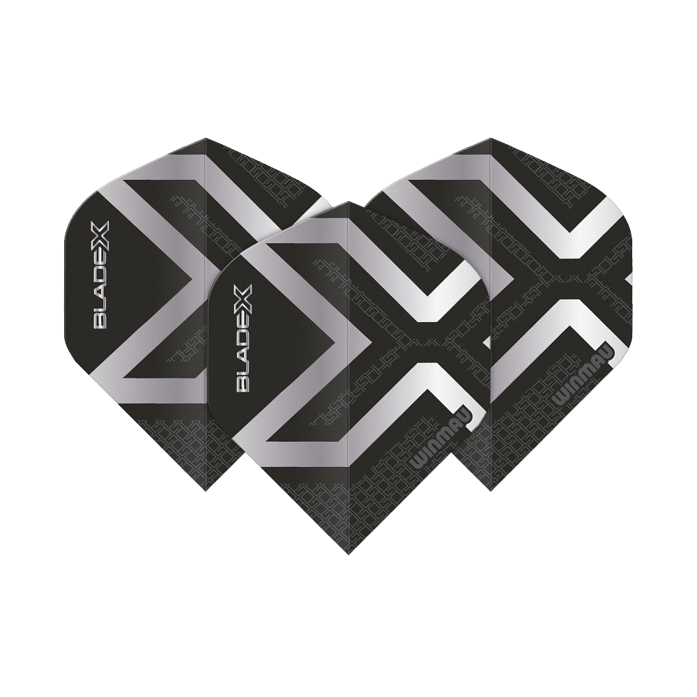 Hier sind die Winmau Prism Delta Blade X Metallic Silver No2 Standard Flights abgebildet. Es handelt sich um silberne Dartflights für präzises Darten.