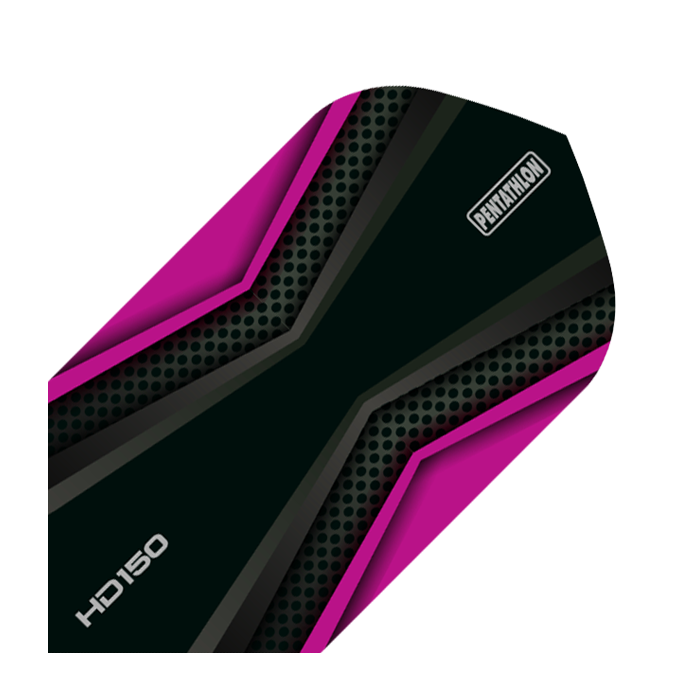 Das Bild zeigt das Produkt "HD 150 Pentathlon Flights Black/Magenta Slim". Es ist ein schlanker Dartflight in Schwarz mit magentafarbenen Akzenten und dem Aufdruck "PENTATHLON" sowie "HD150".