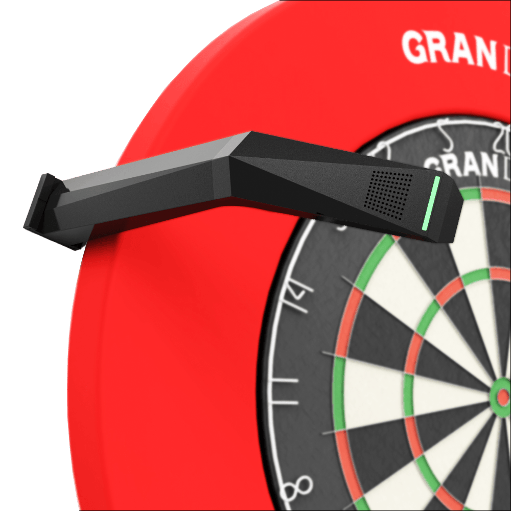 GranDarts Gran Eye GEN2 Steeldart auto scoring system Das Bild zeigt das GranDarts GranEye Steeldart Auto-Scoring-System, das über einem Dartboard installiert ist. Das schwarze Gerät erkennt automatisch die Treffer auf der Dartscheibe und wertet sie aus.