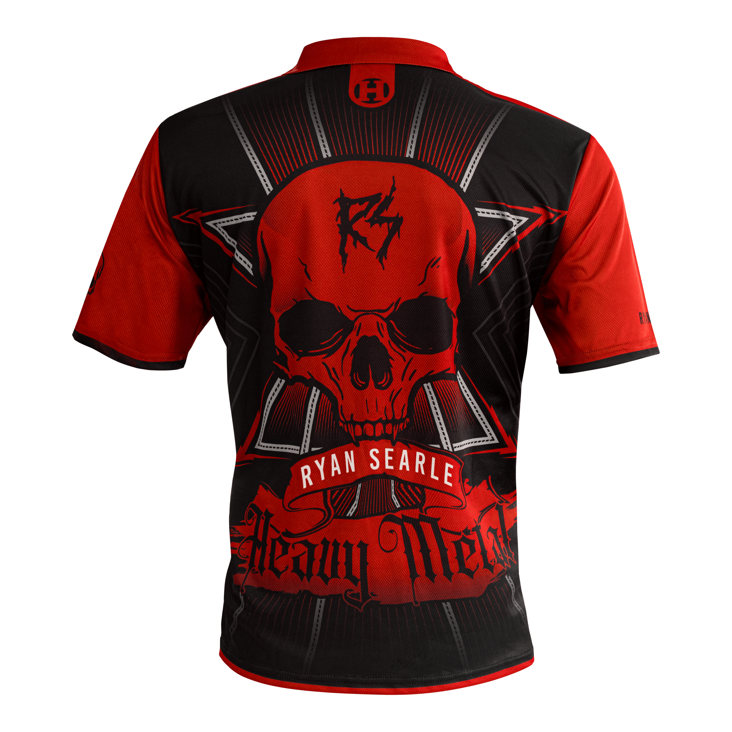 Harrow's Ryan Searle Heavy Metal Darts Shirt Das Bild zeigt das Harrows Ryan Searle Heavy Metal Dartshirt. Auf der Rückseite des Shirts sind ein großer roter Totenkopf, der Name "Ryan Searle" und der Schriftzug "Heavy Metal" abgebildet.