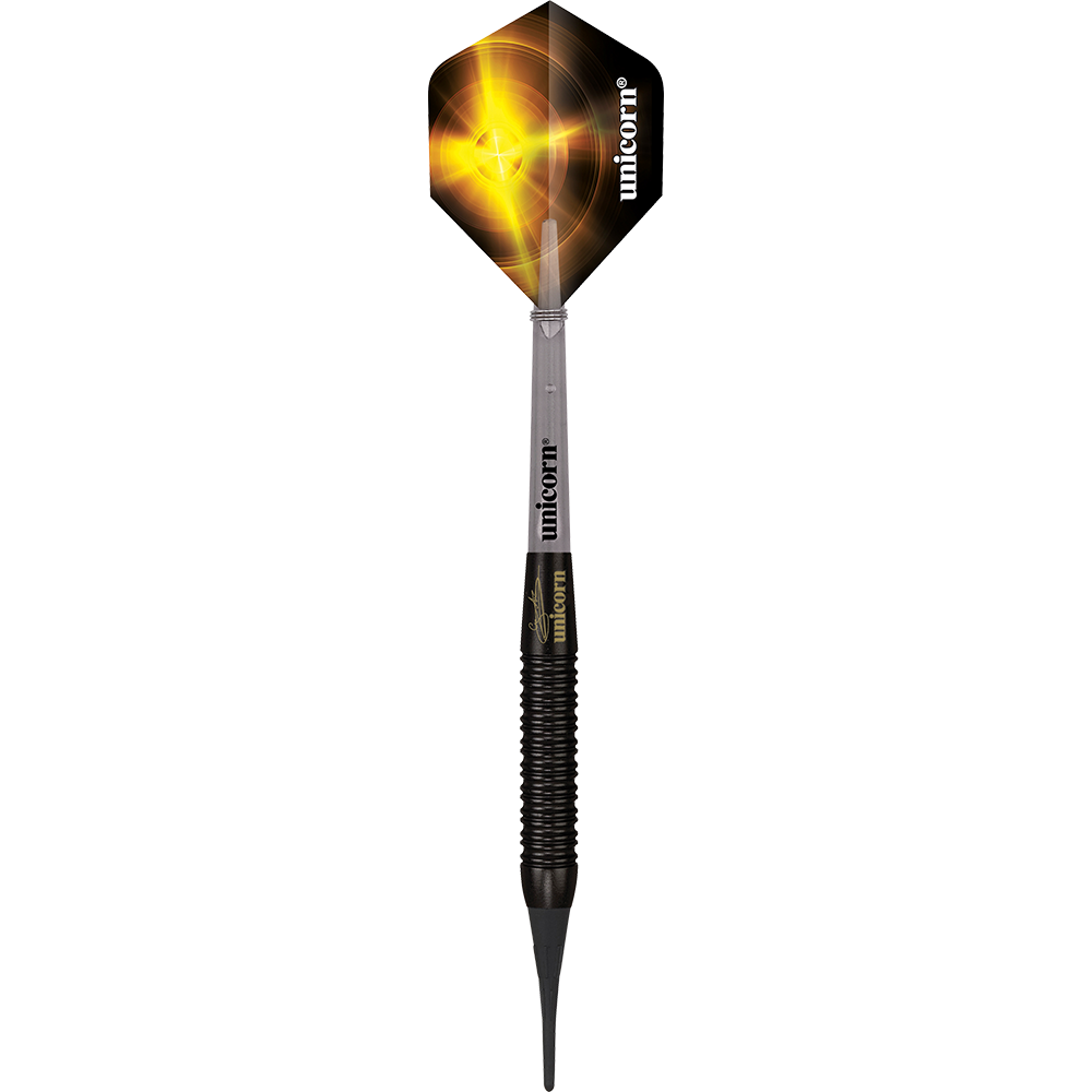 23664_Unicorn_World_Champion_Gary_Anderson_Black_Brass_Softdarts_1e5Ie1cUne07a8 Dies ist ein Unicorn World Champion Gary Anderson Black Brass Softdart mit einem Gewicht von 19 g. Der Dart hat ein schwarzes, geriffeltes Barrel und ein Flight mit gelbem, leuchtendem Design.