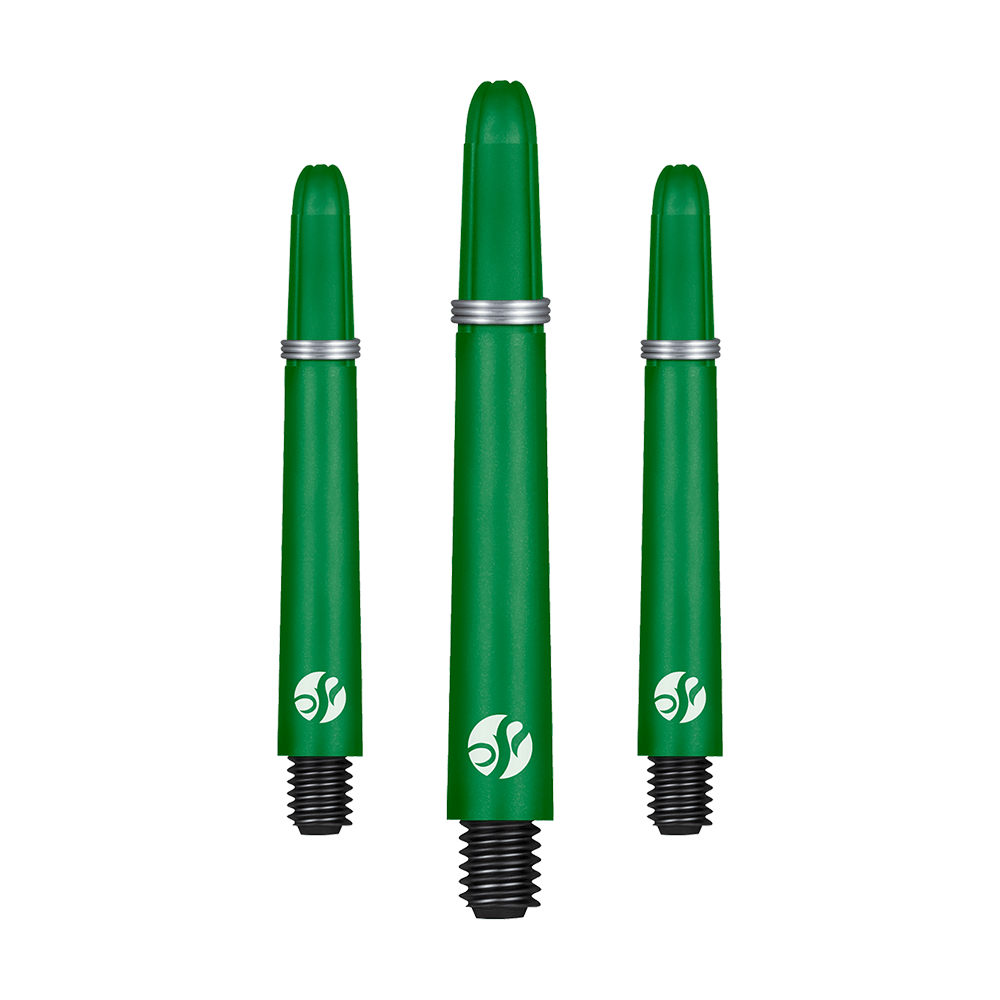 Shot Koi Carbon Shafts - Green Das Bild zeigt Dart-Schäfte mit mattem Farbton und langer Form. Die Schäfte sind in einer Verpackung angeordnet.