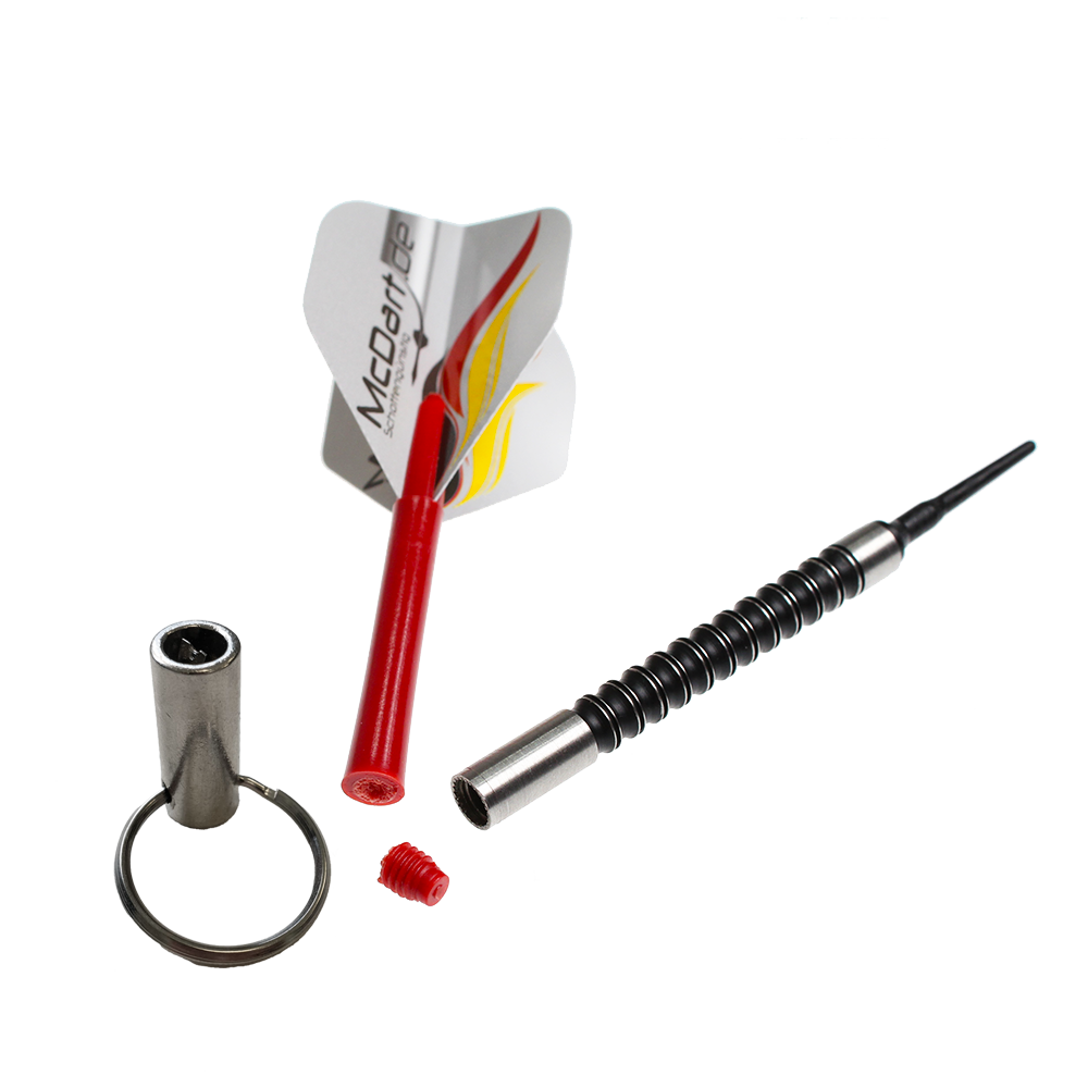 McDart Shaftrestentferner - Silber Das Bild zeigt den McDart Shaftrestentferner in Silber zusammen mit einem Dartpfeil und seinen Einzelteilen. Das Werkzeug hilft dabei, abgebrochene Shafts aus dem Barrel des Dartpfeils zu entfernen.