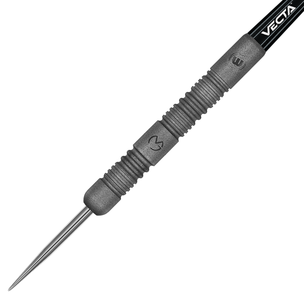 1468_Winmau_Michael_Van_Gerwen_Exact_Steeldarts_2 Das Bild zeigt einen Winmau Michael Van Gerwen Exact Steeldart. Der Dartpfeil hat eine fein gerillte schwarze Oberfläche und eine scharfe Stahlspitze.