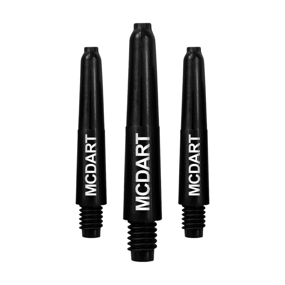MD-608_Nylon_Shafts_mit_Wunschdruck_Schwarz_28mm_1 Das Bild zeigt drei schwarze Nylon-Dartschäfte mit der Aufschrift "MCDART". Sie sind in einer aufrechten Position nebeneinander angeordnet.