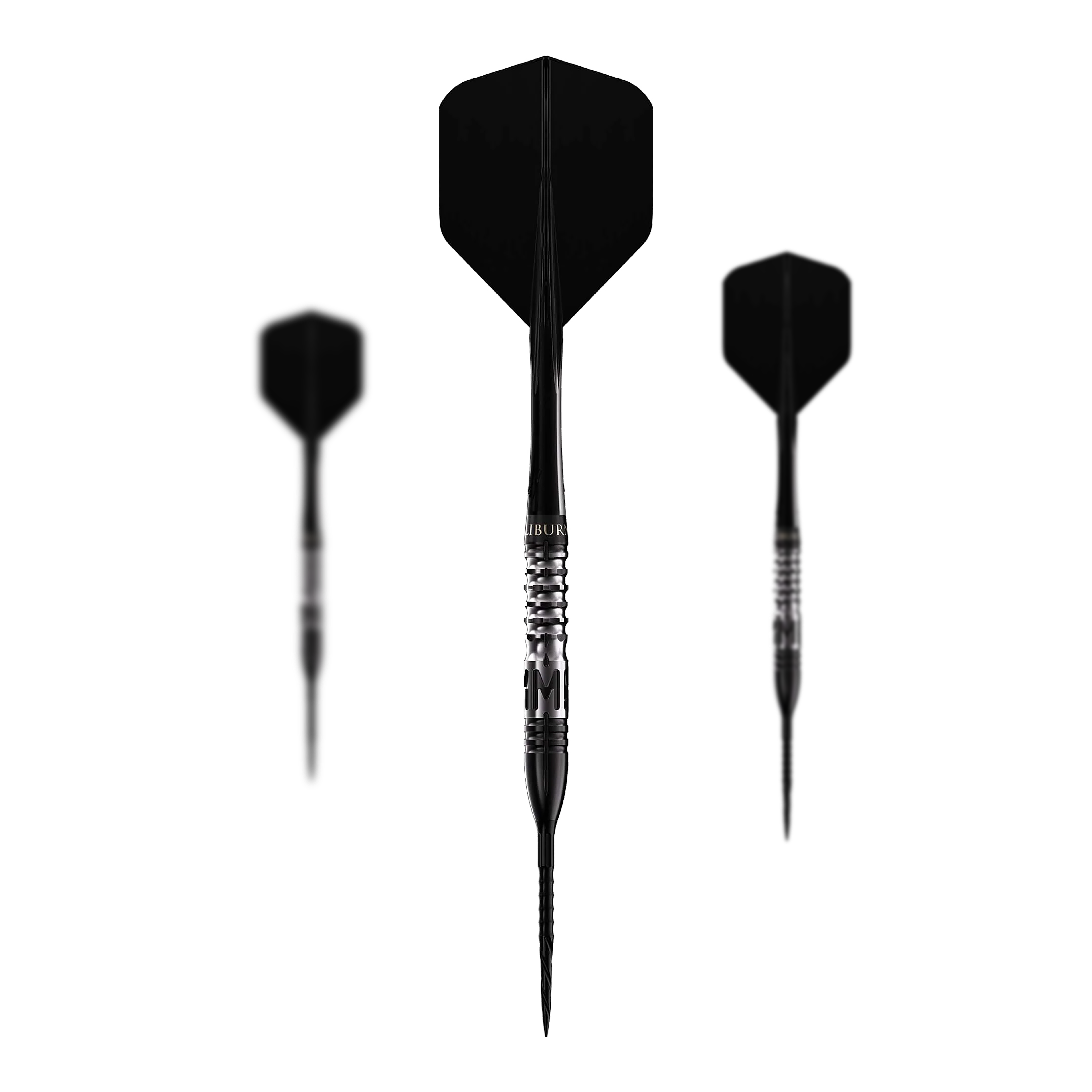 Caliburn Player MAK steel darts Das Bild zeigt drei Steeldarts des Produkts „Caliburn Player MAK Steeldarts - 23,5g“. Die Darts sind schwarz und haben ein geriffeltes Griffstück für besseren Halt.