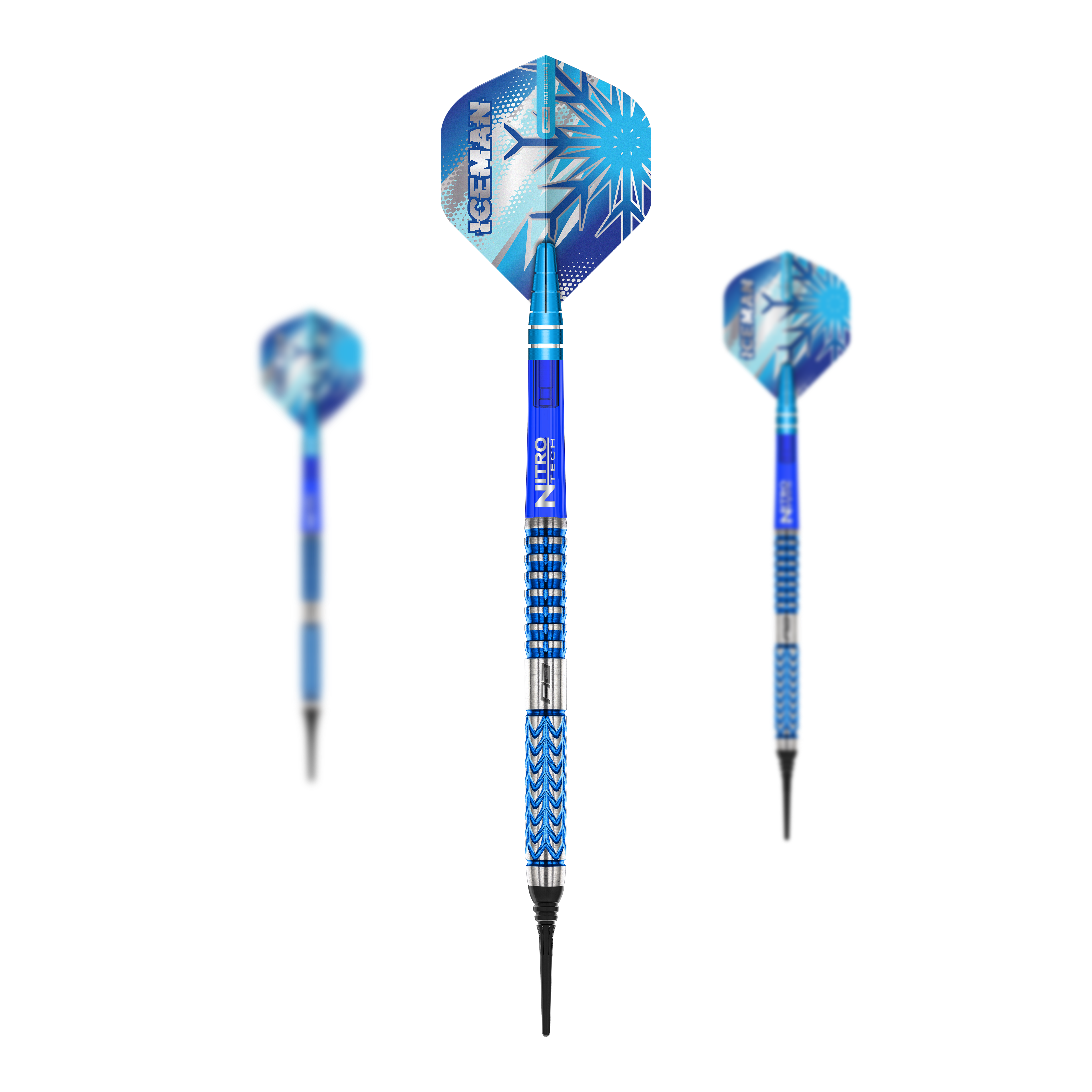Red Dragon Gerwyn Price Glacier Softdarts - 18g Das Bild zeigt drei Softdarts des Modells "Red Dragon Gerwyn Price Glacier" mit einem Gewicht von 18g. Die Darts sind hauptsächlich blau und haben auffällige Flights mit Eis- und Schneeflockenmotiven.