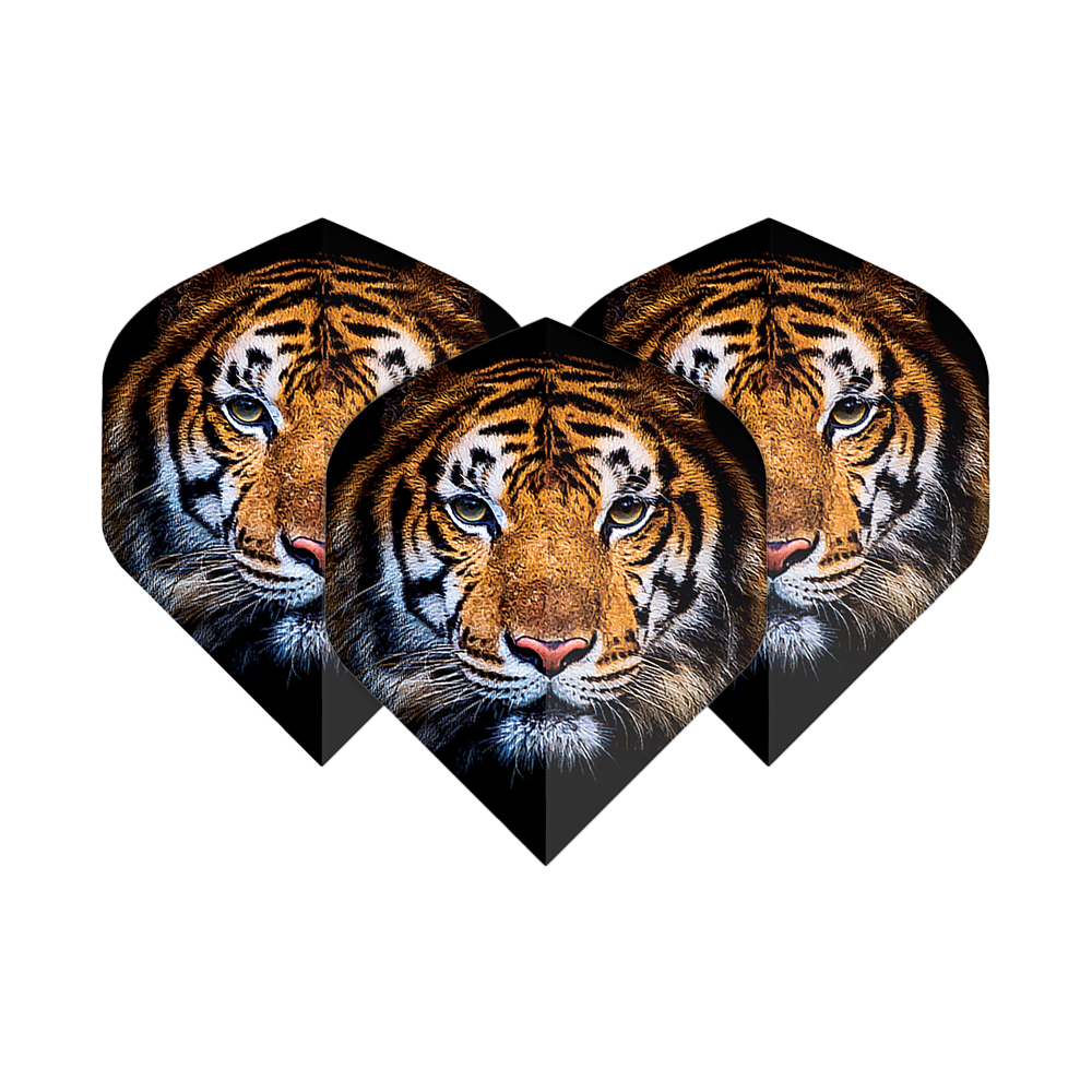 Pentathlon Flights Tiger Das Bild zeigt drei Dartflights mit dem Gesicht eines Tigers darauf. Die Flights sind das Produkt "Pentathlon Tiger No2 Standard Flights".