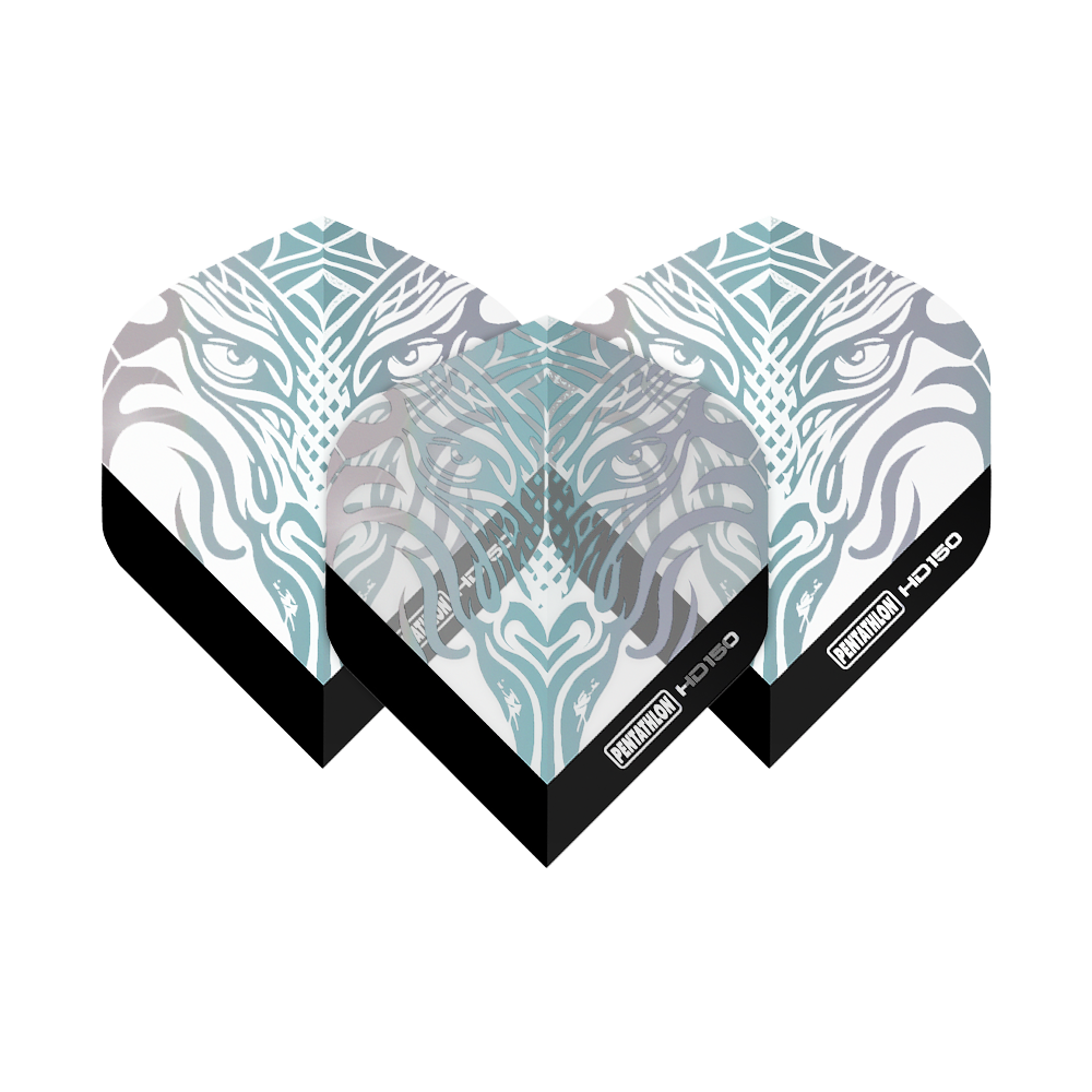 Pentathlon HD150 Metallic Clear Standard Flights Das Bild zeigt die Pentathlon HD150 Metallic Clear Standard Flights mit einem stilisierten, tierischen Gesichtsmuster. Die Flights sind größtenteils durchsichtig mit silbernen und metallischen Akzenten sowie schwarzem Rand unten.