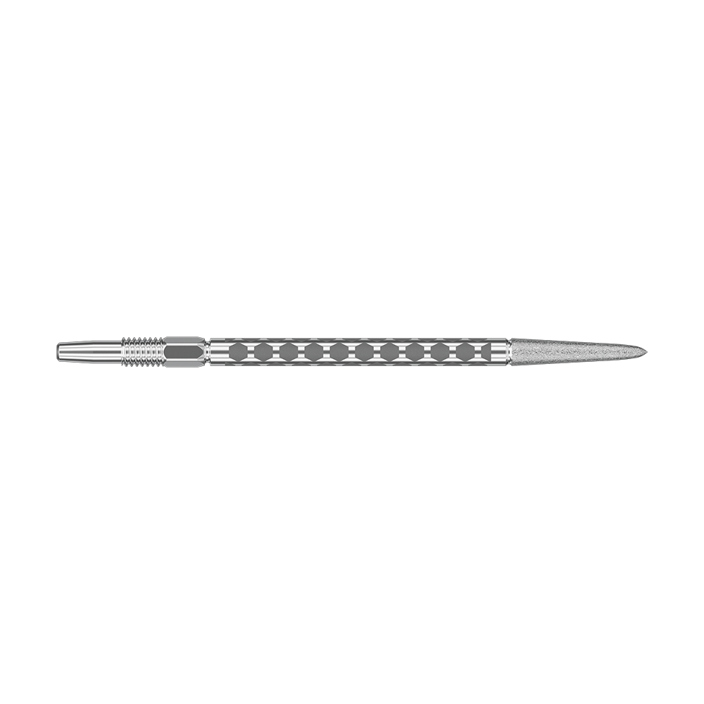 Target Swiss FLT Point Dart Tips - Silver Zwei kurze silberne Dartspitzen sind nebeneinander fotografiert. Sie sind waagerecht platziert.