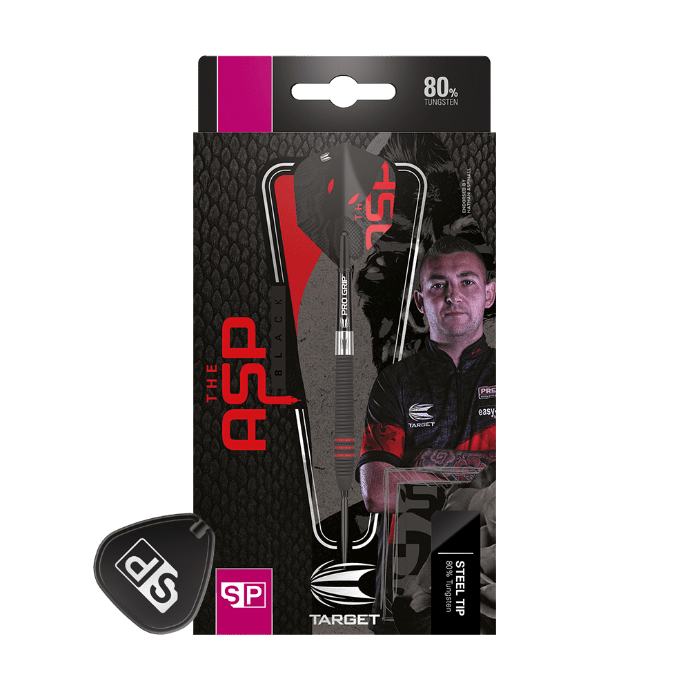 190216_Target_Nathan_Aspinall_Black_Swiss_Point_Steeldarts_3 Auf dem Bild ist eine Verpackung für Steeldarts der Marke Target zu sehen. Auf der Verpackung steht „The ASP Black“ und zeigt einen Dartspieler sowie einen einzelnen Dartpfeil.
