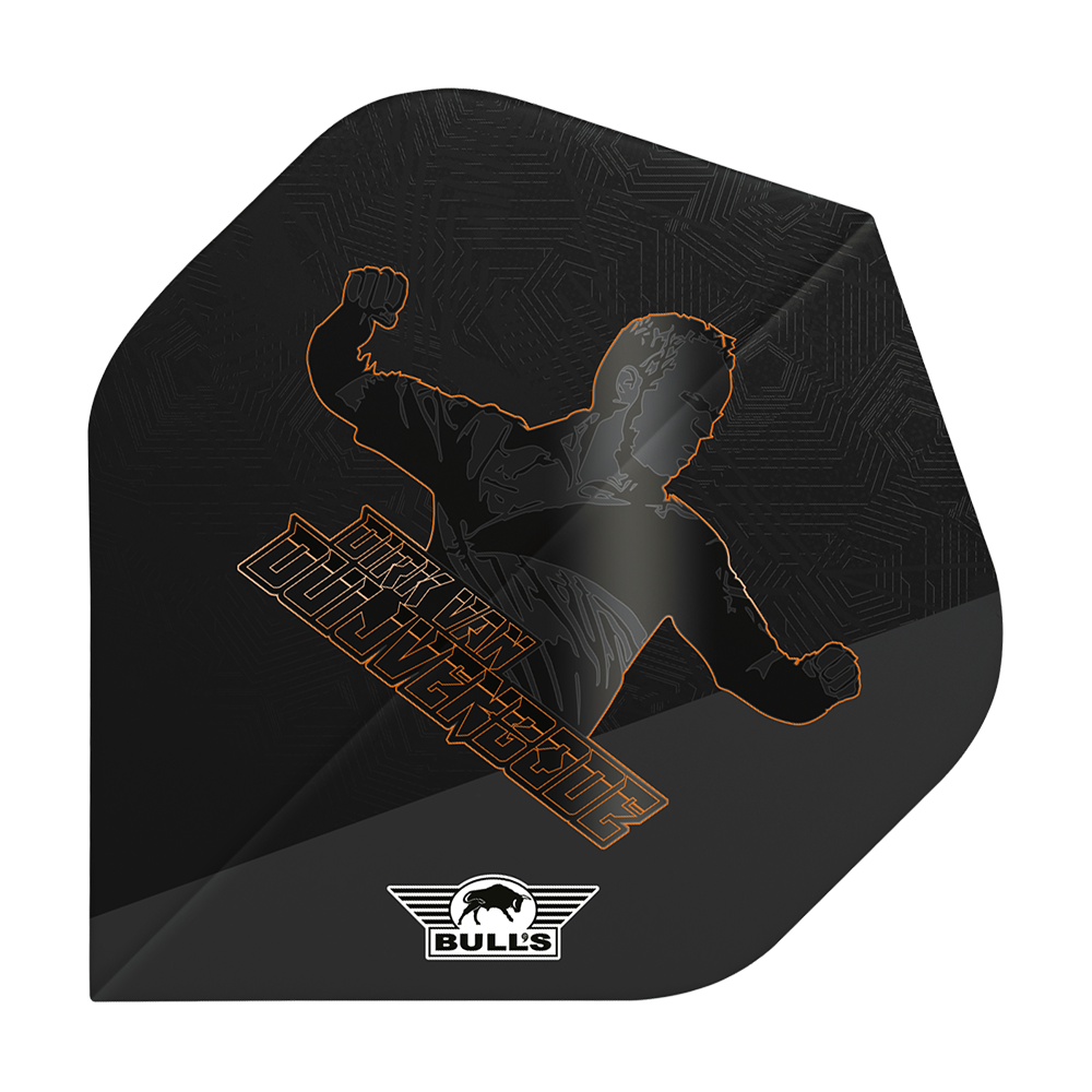 Bulls NL Player 100 Dirk Van Duijvenbode Edition 2 No2 Standard Flights Auf dem Bild ist ein schwarzes Dart-Flight mit einer Silhouette eines jubelnden Spielers und dem Namen "Dirk van Duijvenbode" zu sehen. Unten befindet sich das Logo der Marke "Bull's".