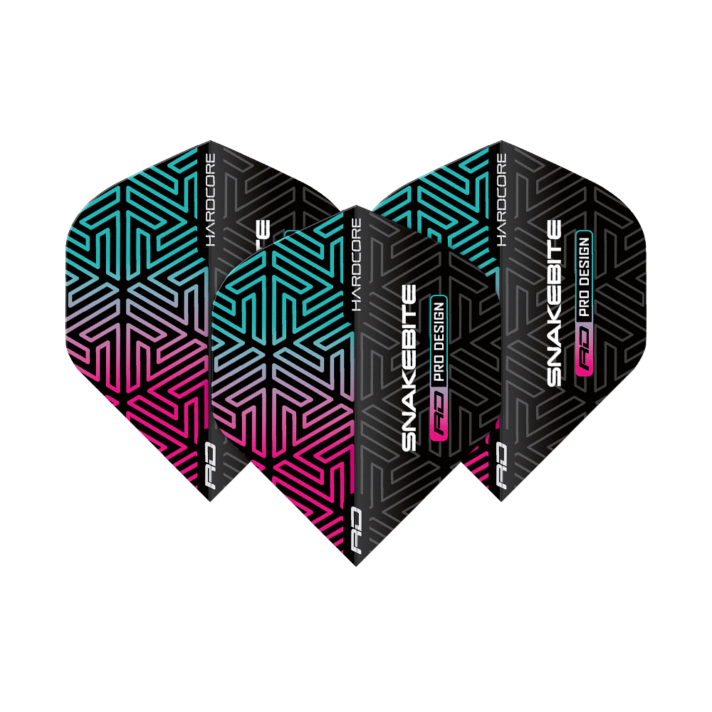 TF6822_Red_Dragon_Hardcore_Peter_Wright_Snakebite_Black-Rainbow_Standard_Flights_11MmRVHylmQryw Das Bild zeigt die "Red Dragon Hardcore Peter Wright Snakebite Black Rainbow Standard Flights". Die Flights haben ein schwarzes Design mit bunten geometrischen Mustern in Türkis und Pink.