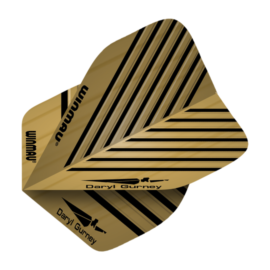 6800-114_Winmau_Daryl_Gurney_Embossed_Flights_2 Das Bild zeigt die goldfarbenen Winmau Daryl Gurney Embossed Flights mit schwarzen Linienmustern. Auf den Flights stehen die Namen "Winmau" und "Daryl Gurney" zusammen mit einem Pfeil-Symbol.