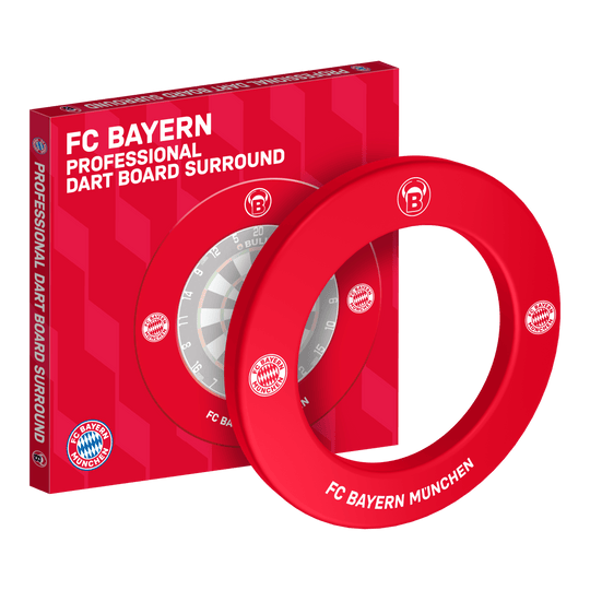 Abgebildet ist das Bulls FC Bayern München Premium Dartboard Surround. Die Dartboard-Umrandung ist im Stil des FC Bayern München gestaltet.