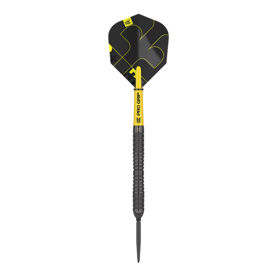 Auf dem Bild ist ein Target Bolide Void 04 Swiss Point Steeldart zu sehen. Der Dart ist schwarz mit gelben Akzenten gestaltet und hat eine gezackte Griffstruktur.