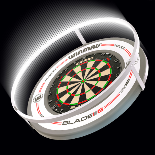 BUNDLE Winmau Plasma Ice LED Lighting and Surround Das Bild zeigt das Winmau Plasma Ice LED Beleuchtung und Surround Bundle mit einer beleuchteten Dartscheibe. Die helle LED-Leiste sorgt für eine optimale Ausleuchtung beim Dartspielen.