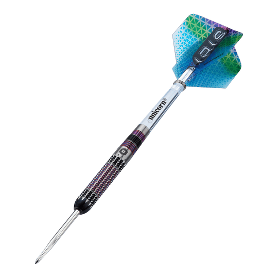 Unicorn Iris Steeldarts Dies ist ein Unicorn Iris Steeldart mit einer farbigen Spitze und einem strukturierten Griff. Die Flights haben ein buntes, geometrisches Muster in Blau und Grün.