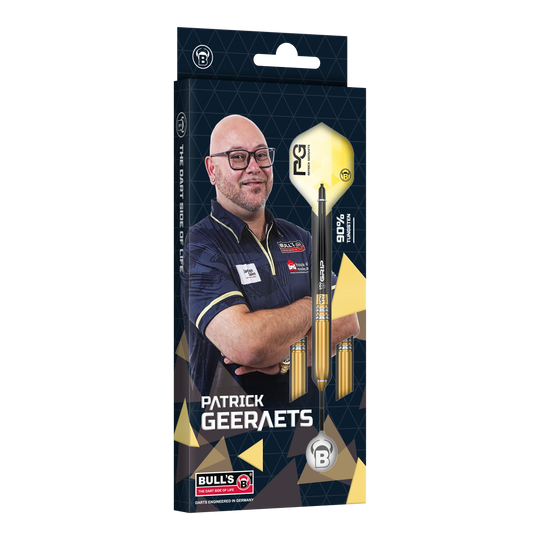Bulls Patrick Geeraets Steeldarts - 23g Auf dem Bild ist die Verpackung der "Bulls Patrick Geeraets Steeldarts - 23g" zu sehen. Auf der Vorderseite ist ein Foto von Patrick Geeraets sowie ein abgebildarter Dartpfeil.