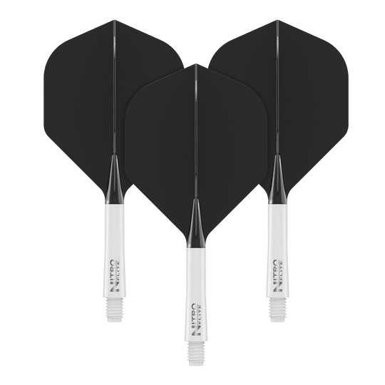 Auf dem Bild sind drei schwarze Dartflights mit weißen Shafts zu sehen. Sie stehen nebeneinander und zeigen das gleiche Design.