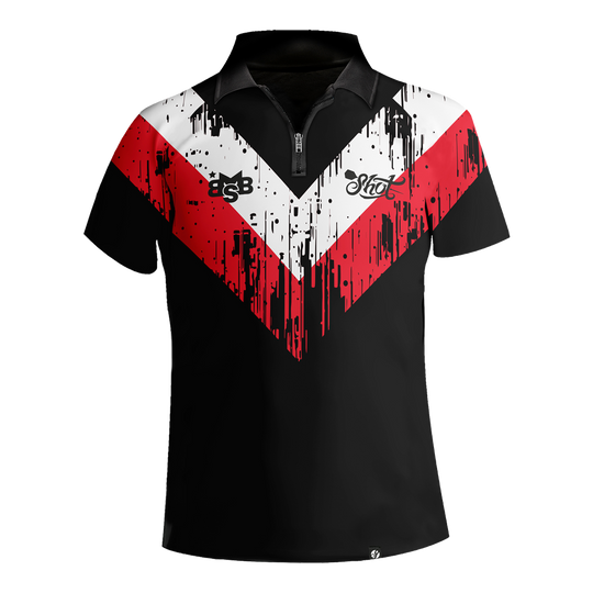 Shot Michael Smith White Stripe dart shirt Dieses Bild zeigt das "Shot Michael Smith White Stripe Dartshirt". Das Shirt ist schwarz mit auffälligen roten und weißen Streifen im V-Design und hat einen kurzen Reißverschluss am Kragen.