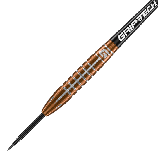 GOAT Quarterback V2 Tungsten Steel Darts - 24g Der GOAT Quarterback V2 Tungsten Steeldart wiegt 24 Gramm und hat ein auffälliges, gerilltes Design. Auf dem Schaft steht das Wort "GRIPTECH" geschrieben.