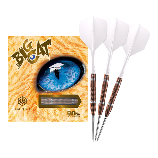 Caliburn Big Cats Lion steel darts Das Bild zeigt ein vollständiges Set Caliburn Big Cats Lion Steeldarts. Die Darts sind in voller Länge sichtbar.
