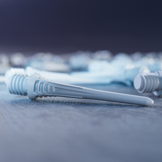 Target Cryo Soft Dart Tips 30 Pack - White Target Cryo Softdartspitzen 30er Pack - Weiß ist fotografiert worden. Die Packung enthält mehrere weiße Softdartspitzen.