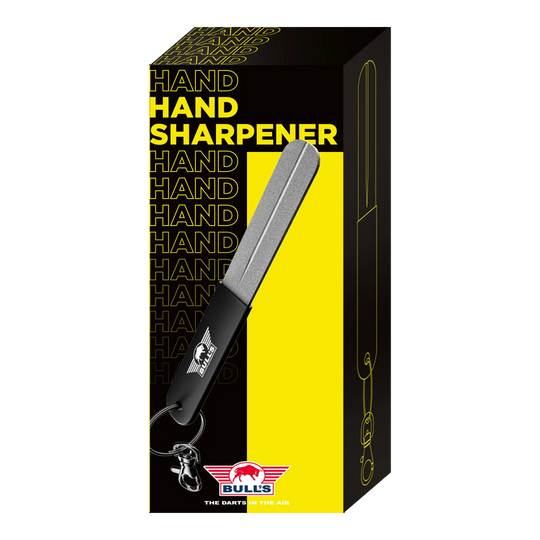 Bulls NL Hand Sharpener Sharpening Stone Hier sieht man den Bulls NL Hand Sharpener Schleifstein, geeignet zum Nachschärfen von Darts. Das Produkt wird aus einer weiteren Ansicht präsentiert.