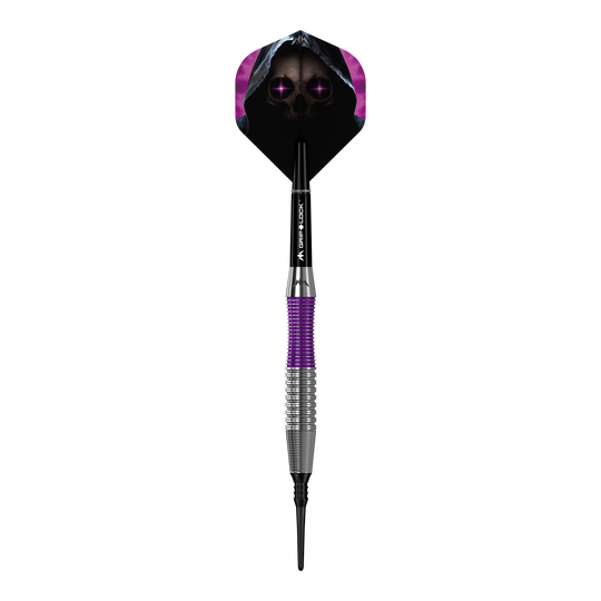 Mission Phantom Brass Soft Darts - 18g Der Mission Phantom Brass Softdart - 18g hat ein markantes Design mit lila und silbernem Griff. Das Dartflight zeigt ein gruseliges Totenkopf-Motiv mit violetten Augen und Kapuze.