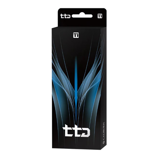 Hier sind die Caliburn TTD Complete Titanium T3 Black Steeldarts, 7g, abgebildet. Das Produkt besticht durch ein elegantes, schwarzes Finish.