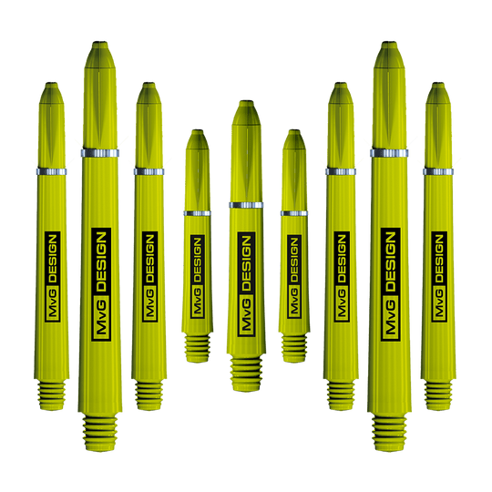 8125_Winmau_MvG_Signature_Shaft_Collection_2 Das Bild zeigt die "Winmau MvG Signature Shaft Collection", eine Sammlung von gelben Dartschäften. Auf jedem Schaft steht "MvG DESIGN" in schwarzer Schrift.