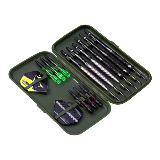 Harrows Slimcase Dart Case In diesem Bild ist ein offenes Dartcase mit mehreren Darts und Zubehör zu sehen. Das Etui enthält Dartpfeile, Flights und Ersatzschäfte in einer geordneten Anordnung.