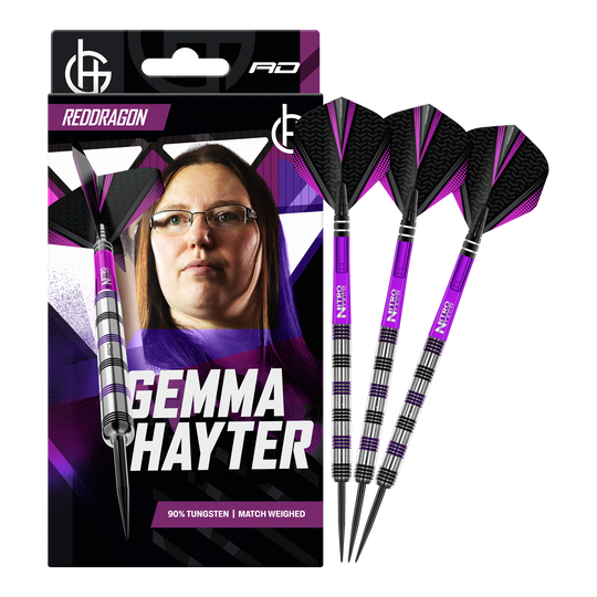 Dieses Bild zeigt die Red Dragon Gemma Hayter Steeldarts - 22g in ihrer vollen Länge. Die Darts sind speziell für Präzision und Kontrolle entwickelt.
