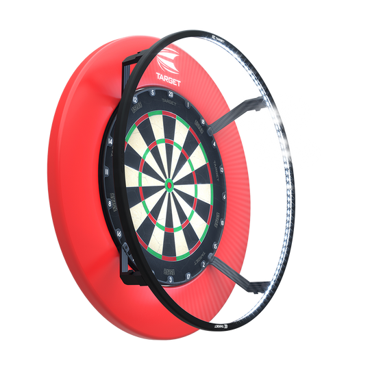 Target CORONA Vision LED Dartboard Lighting System Das Bild zeigt das Target CORONA Vision LED Dartboard-Beleuchtungssystem an einer Dartscheibe montiert. Ein LED-Ring sorgt für eine gleichmäßige Ausleuchtung der gesamten Spielfläche.