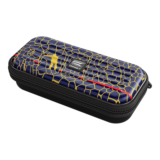 Target Takoma Josh Rock dart case Das Bild zeigt das Produkt "Target Takoma Josh Rock Dartcase". Das Dartcase hat ein auffälliges Design mit gelben Linien auf dunkelblauem Hintergrund und einem kleinen Logo in der Mitte.