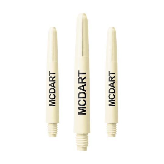 MD-606_Nylon_Shafts_mit_Wunschdruck_Naturweiss_40mm_1 Auf dem Bild sind drei naturweiße Nylon-Dartschäfte mit Gewinde zu sehen. Auf jedem Schaft steht in schwarzer Schrift das Wort "MCDART".