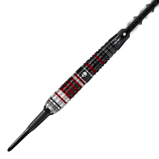 Harrow's Ryan Searle Heavy Metal Series 2 soft darts Das Bild zeigt einen Harrows Ryan Searle Heavy Metal Series 2 Softdart. Der Dartpfeil ist schwarz, silber und rot mit einem Totenkopf-Design auf dem Griff.