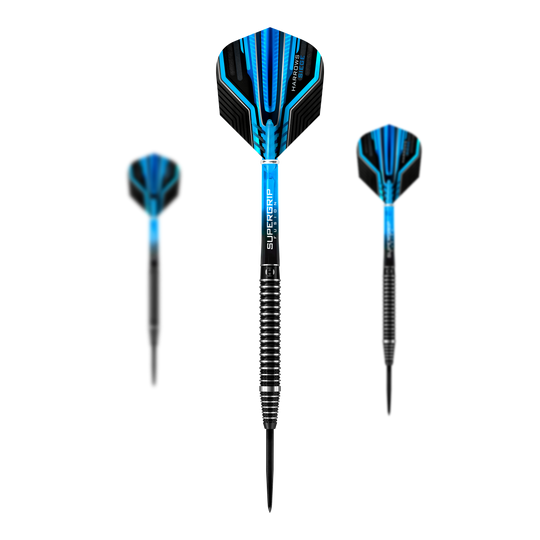 Harrows Siege Steeldarts Das Bild zeigt drei Harrows Siege Steeldarts mit schwarzen und blauen Flights. Die Darts haben einen silbernen Ringgriff und einen schwarzen Schaft.