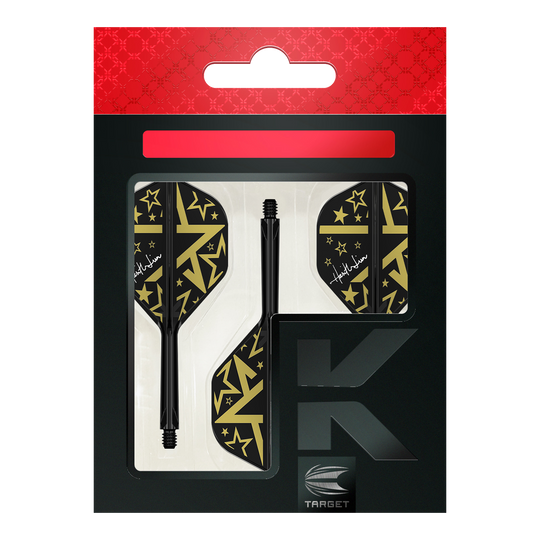 Das Bild zeigt das Produkt "Target Japan K-Flex Hot Shot No2 Standard Flight-Shaft-System" in seiner Verpackung. Die Flights und Shafts sind schwarz mit goldenen Sternen und Mustern gestaltet.