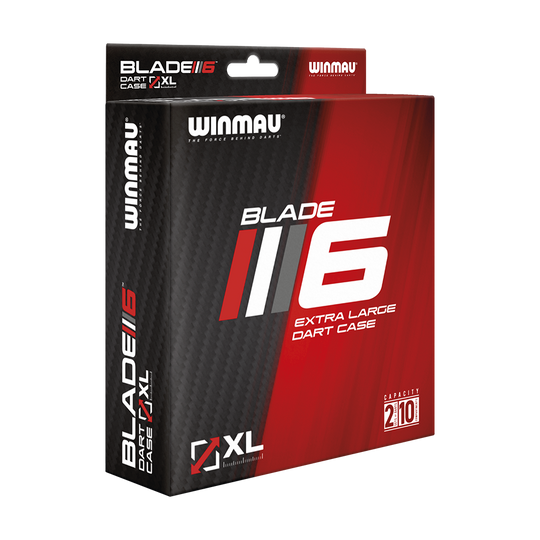 8134_Winmau_Blade_6_XL_Dartcase_3 Auf dem Bild ist die Verpackung des Produkts "Winmau Blade 6 XL Dartcase" zu sehen. Die Verpackung ist schwarz-rot gestaltet und hebt die extra große Kapazität des Dartcase hervor.