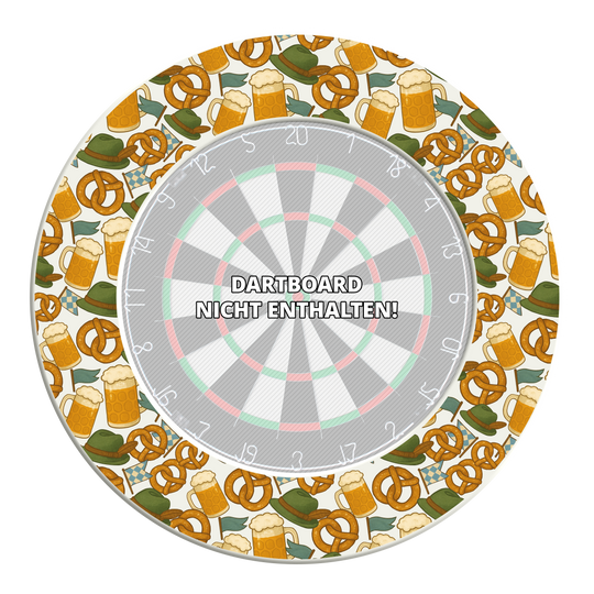 McDart Beer Festival Dartboard Surround Dieses Bild stellt das McDart Bierfest Dartboard Surround dar. Es schützt die Wand beim Dartspielen und ist im Bierfest-Design gestaltet.
