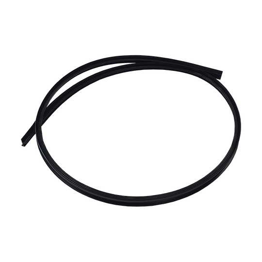 GMD2_L-wen_Dart_Ersatzteil_T-Molding_Ring_1 Das Bild zeigt einen schwarzen T-Molding-Ring als Ersatzteil für einen Löwen Dart Automaten. Der Ring ist sauber aufgewickelt und vollständig zu sehen.