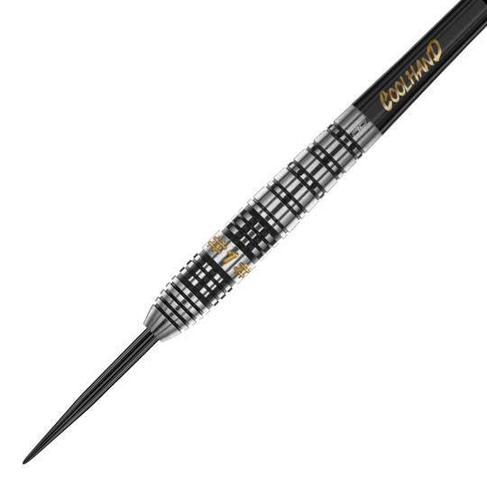 Red Dragon Luke Humphries Prestige Steel Darts Dies ist ein Steeldart der Marke Red Dragon, Modell "Luke Humphries Prestige". Er hat ein silber-schwarzes Design mit goldenen Akzenten und dem Schriftzug "COOL HAND".
