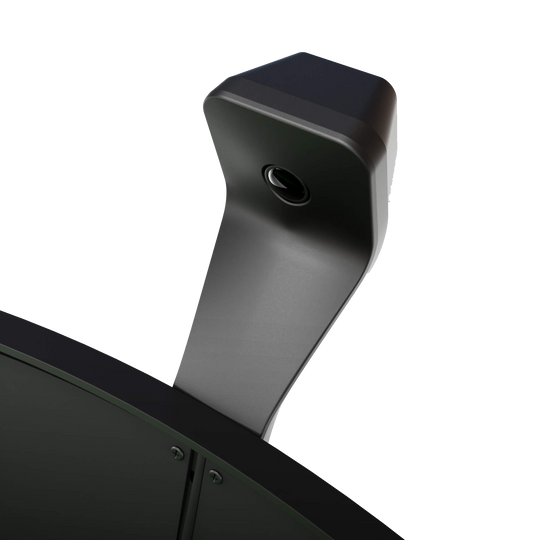 Scolia Home 2 Electronic Autoscoring System with Lighting Ring 2026 Das Bild zeigt einen Teil des Scolia Home 2 Electronic Score Systems mit Beleuchtungsring. Zu sehen ist ein schwarz-graues, modernes Kameraelement, das über einem runden Gerät befestigt ist.