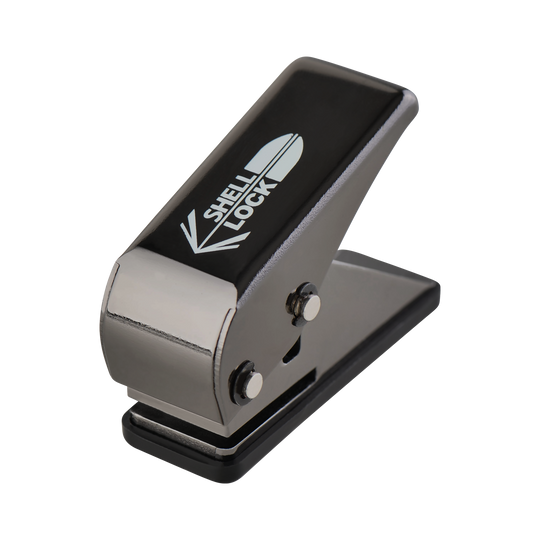 L-Style One80 Shell Lock Punch Flight Punch Das Bild zeigt einen schwarzen L-Style One80 Shell Lock Punch Flightlocher. Er wird verwendet, um kleine Löcher in Dart-Flights zu stanzen.