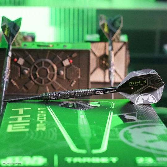 Target Star Wars Tie Fighter Swiss Point Steel Darts Target Star Wars Tie Fighter Swiss Point Steeldarts wird abgebildet. Das Produkt ist eine spezielle Steeldart-Edition mit Star Wars Design.