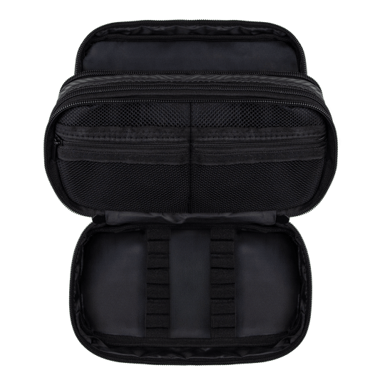 Bulls NL Carbon Wallet Hier ist das Bulls NL Carbon Wallet abgebildet. Diese Carbon-Brieftasche bietet sicheren Platz für Dartartikel.