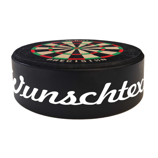 Abgebildet ist ein Produkt mit dem Dateinamen 765_McDart_Mini_Precision_Dartboard_Darthalter_2_Freehand521. Es sind keine genauen Produktinformationen vorhanden.