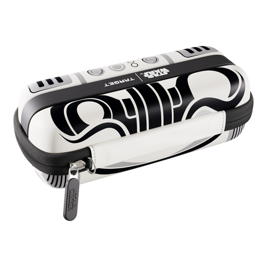 Target Star Wars Boa Dartcase - Stormtrooper Abgebildet ist das Target Star Wars Boa Dartcase – Stormtrooper. Die Tasche bietet stilvollen Schutz für Dartzubehör im Star Wars Stil.